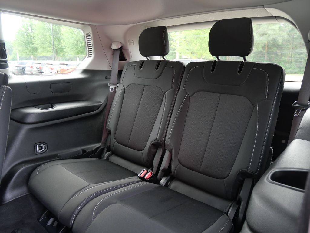 2023 Jeep Grand Cherokee L Laredo Mt Pleasant MI