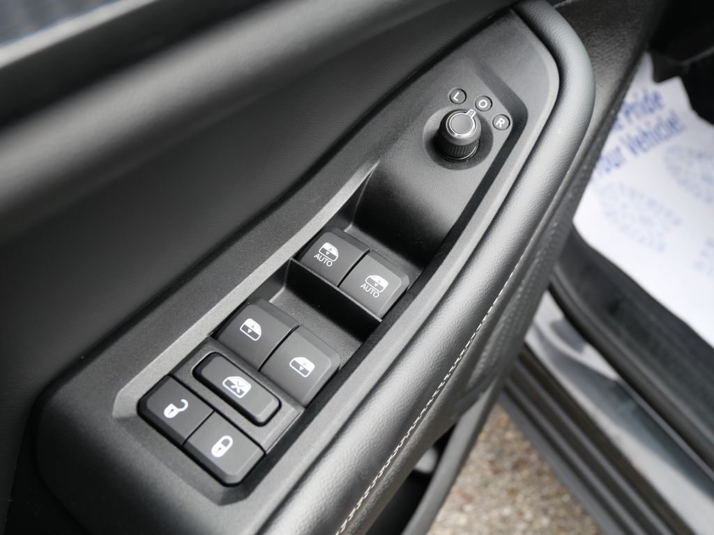 2023 Jeep Grand Cherokee L Laredo Mt Pleasant MI
