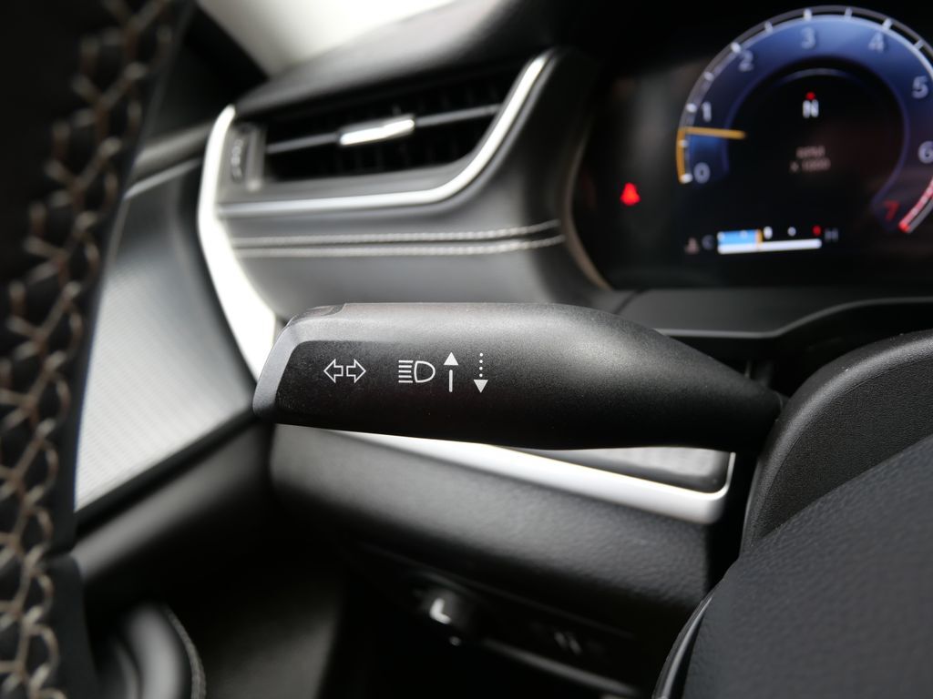 2023 Jeep Grand Cherokee L Laredo Mt Pleasant MI