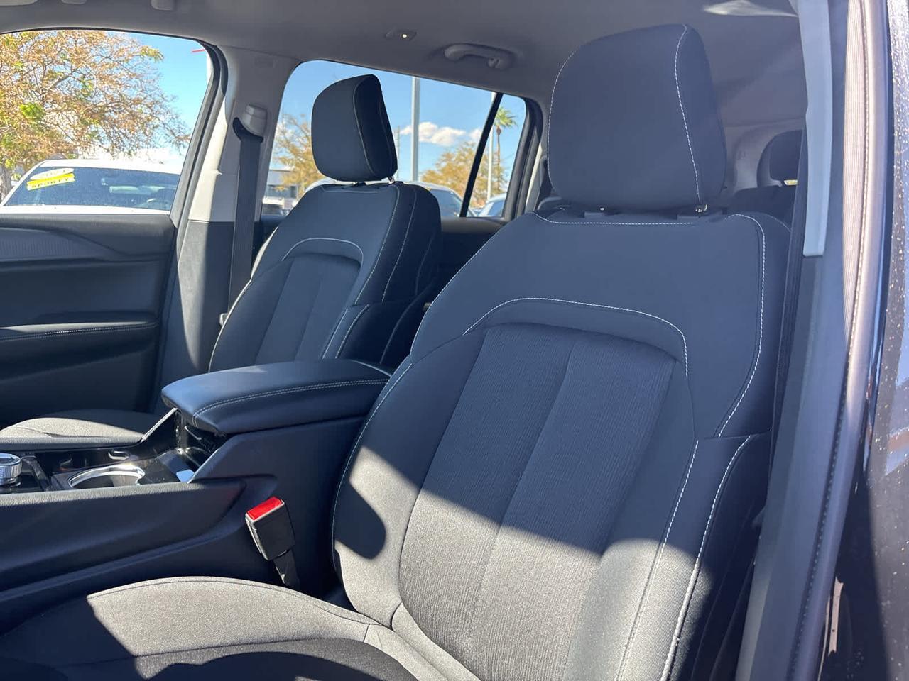 2023 Jeep Grand Cherokee L Laredo Irving TX