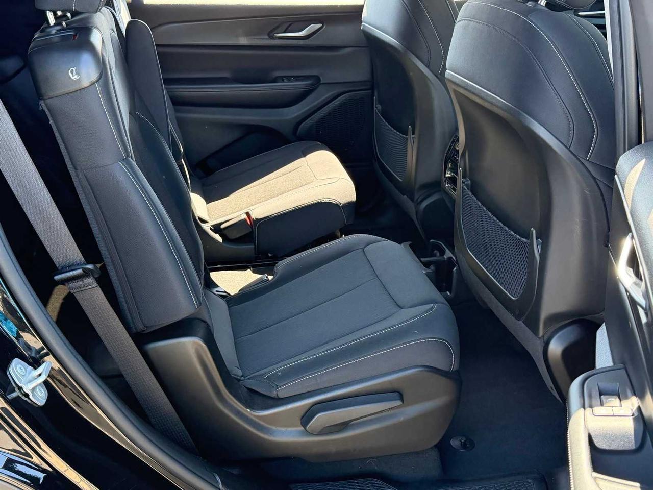 2023 Jeep Grand Cherokee L Laredo Irving TX 2023 Jeep Grand Cherokee L Laredo Irving TX