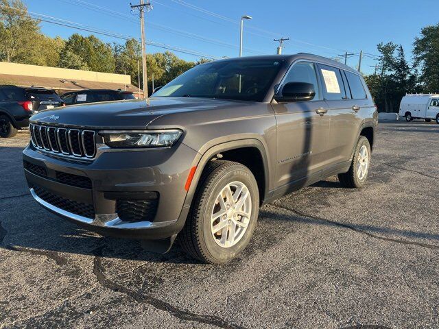 2023 Jeep Grand Cherokee L Laredo Carbondale IL 2023 Jeep Grand Cherokee L Laredo Carbondale IL