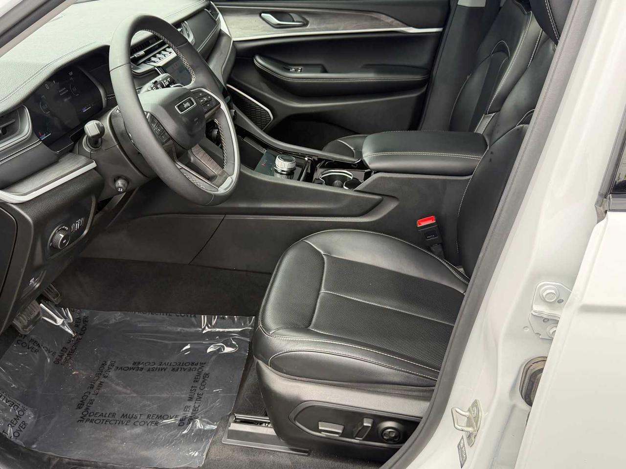 2023 Jeep Grand Cherokee L Limited Irving TX 2023 Jeep Grand Cherokee L Limited Irving TX