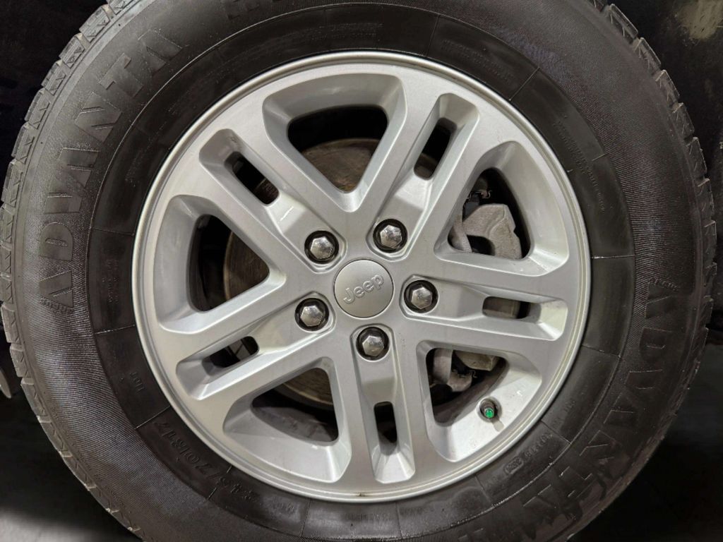 2023 Jeep Grand Cherokee Laredo San Clemente CA