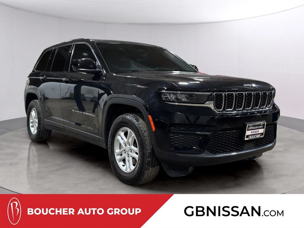 2023 Jeep Grand Cherokee Laredo