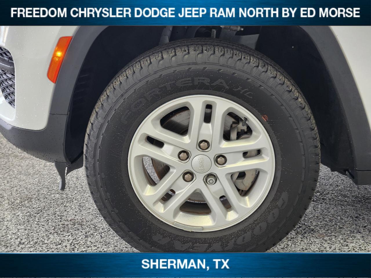2023 Jeep Grand Cherokee Laredo Sherman TX