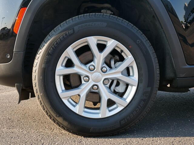 2023 Jeep Grand Cherokee Limited Oak Park Heights MN