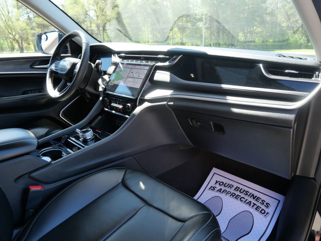 2023 Jeep Grand Cherokee Limited Mt Pleasant MI