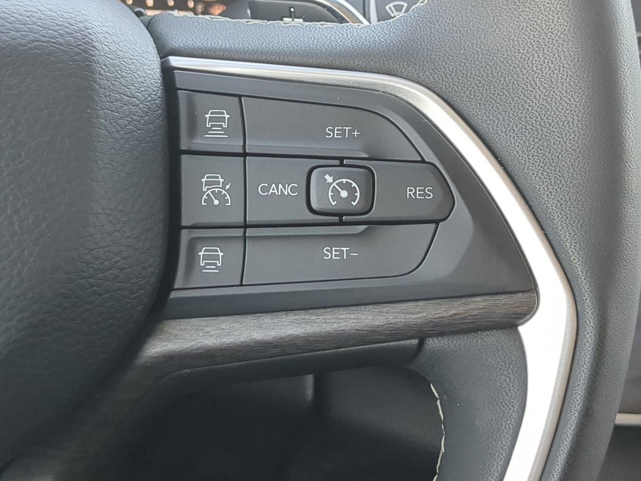 2023 Jeep Grand Cherokee Limited Appleton WI