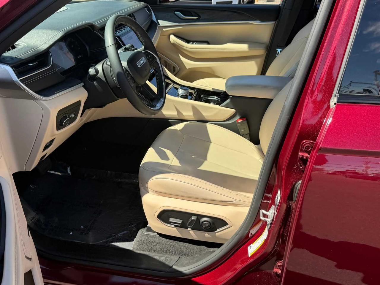 2023 Jeep Grand Cherokee Limited Irving TX 2023 Jeep Grand Cherokee Limited Irving TX
