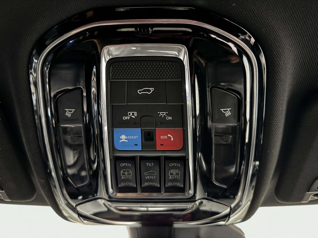 2023 Jeep Grand Cherokee Overland San Clemente CA