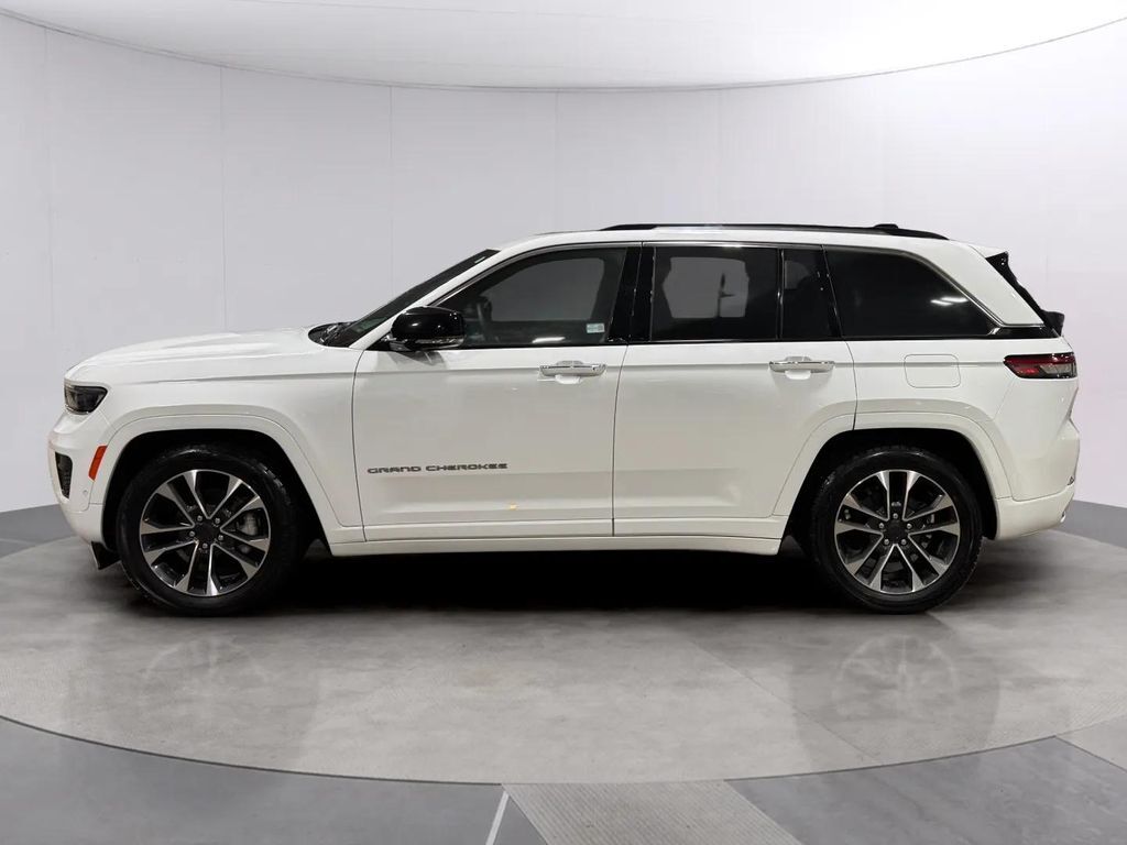 2023 Jeep Grand Cherokee Overland San Clemente CA
