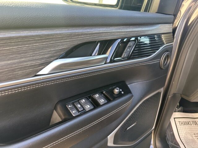 2023 Jeep Wagoneer L Series II Watertown SD 2023 Jeep Wagoneer L Series II Watertown SD