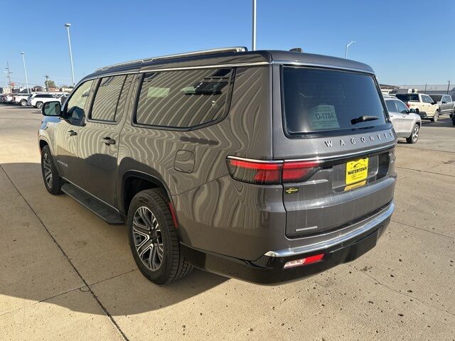 2023 Jeep Wagoneer L Series II Watertown SD 2023 Jeep Wagoneer L Series II Watertown SD