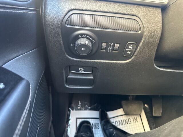 2023 Jeep Wagoneer L Series II Watertown SD 2023 Jeep Wagoneer L Series II Watertown SD