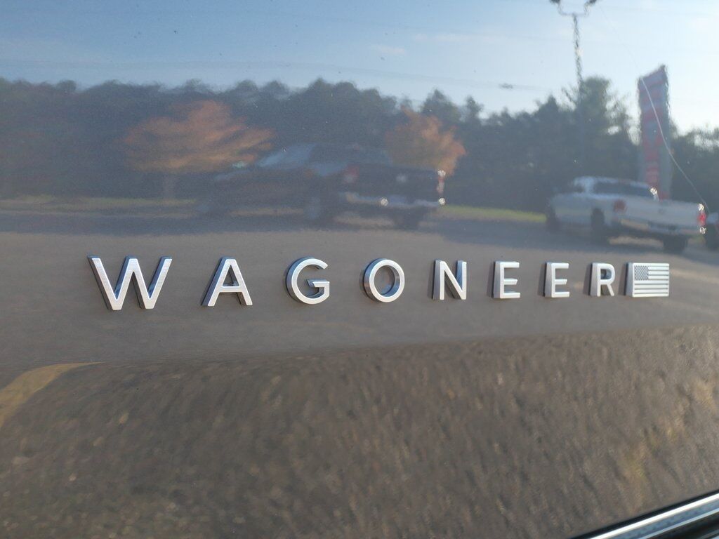2023 Jeep Wagoneer Series III Mt Pleasant MI