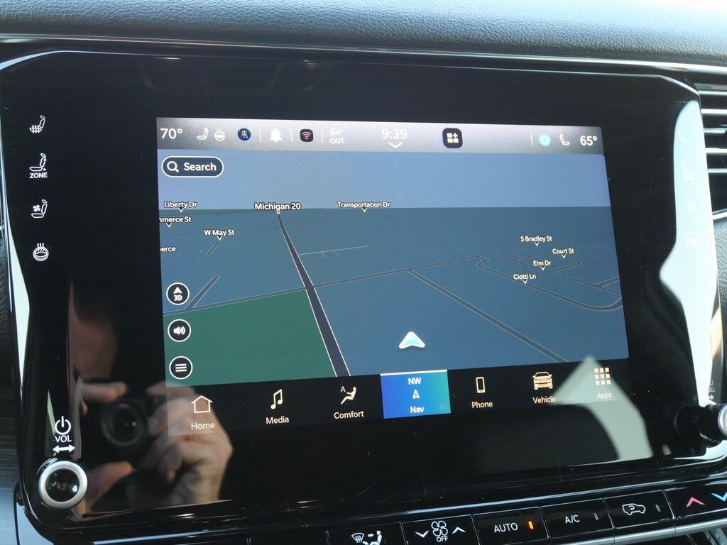 2023 Jeep Wagoneer Series III Mt Pleasant MI