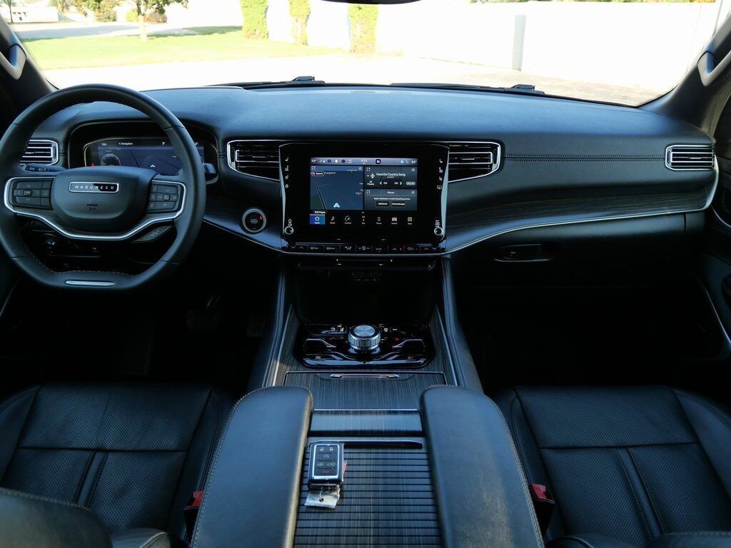 2023 Jeep Wagoneer Series III Mt Pleasant MI