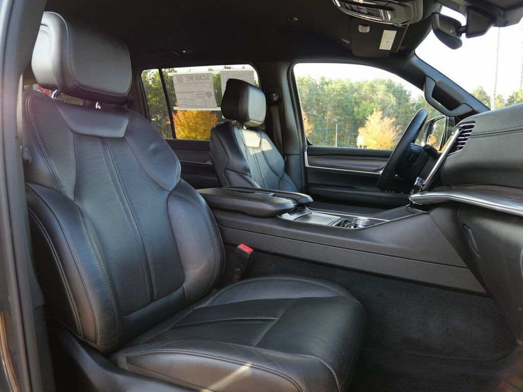 2023 Jeep Wagoneer Series III Mt Pleasant MI