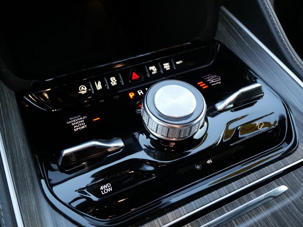 2023 Jeep Wagoneer Series III Mt Pleasant MI