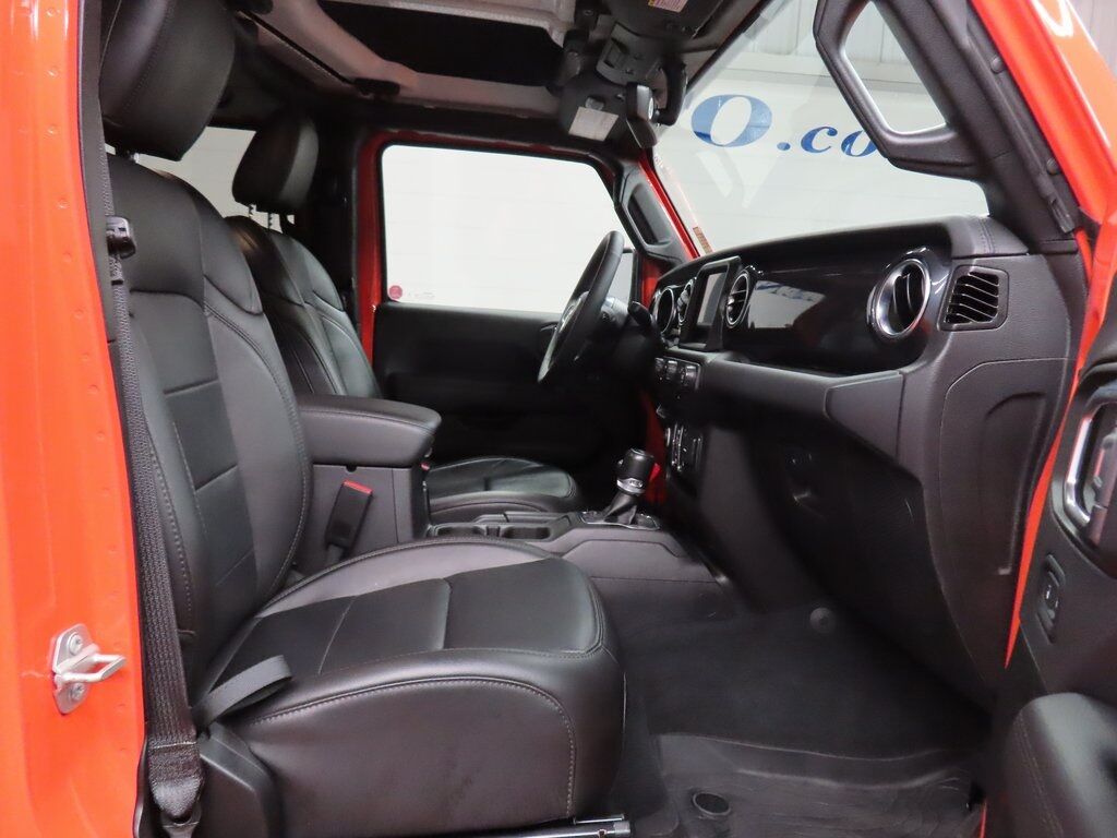 2023 Jeep Wrangler 4x4 Unlimited Sahara Fond du Lac WI 2023 Jeep Wrangler 4x4 Unlimited Sahara Fond du Lac WI