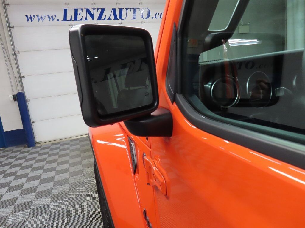 2023 Jeep Wrangler 4x4 Unlimited Sahara Fond du Lac WI 2023 Jeep Wrangler 4x4 Unlimited Sahara Fond du Lac WI