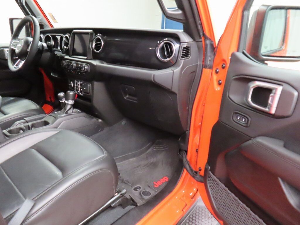 2023 Jeep Wrangler 4x4 Unlimited Sahara Fond du Lac WI 2023 Jeep Wrangler 4x4 Unlimited Sahara Fond du Lac WI