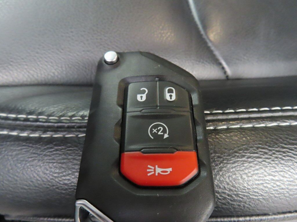 2023 Jeep Wrangler 4x4 Unlimited Sahara Fond du Lac WI 2023 Jeep Wrangler 4x4 Unlimited Sahara Fond du Lac WI