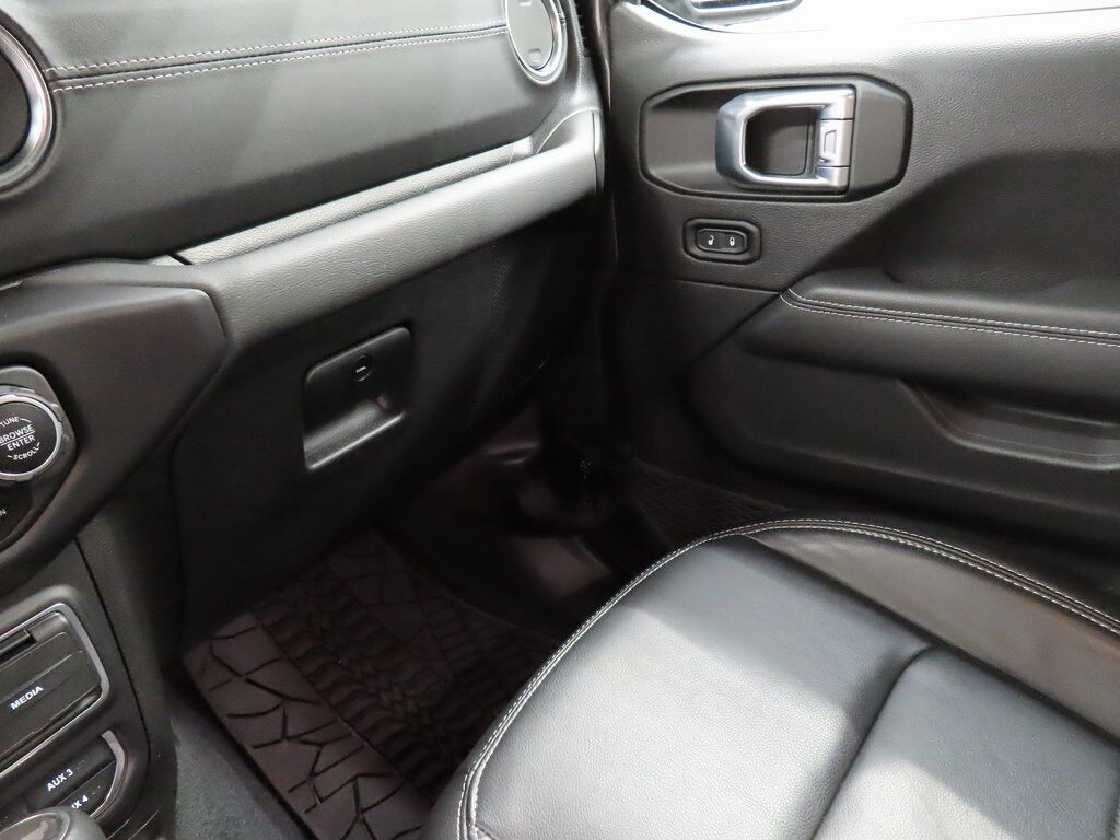 2023 Jeep Wrangler 4x4 Unlimited Sahara Fond du Lac WI 2023 Jeep Wrangler 4x4 Unlimited Sahara Fond du Lac WI