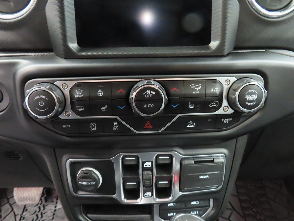 2023 Jeep Wrangler 4x4 Unlimited Sahara Fond du Lac WI 2023 Jeep Wrangler 4x4 Unlimited Sahara Fond du Lac WI