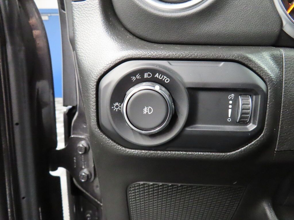 2023 Jeep Wrangler 4x4 Unlimited Sahara Fond du Lac WI 2023 Jeep Wrangler 4x4 Unlimited Sahara Fond du Lac WI