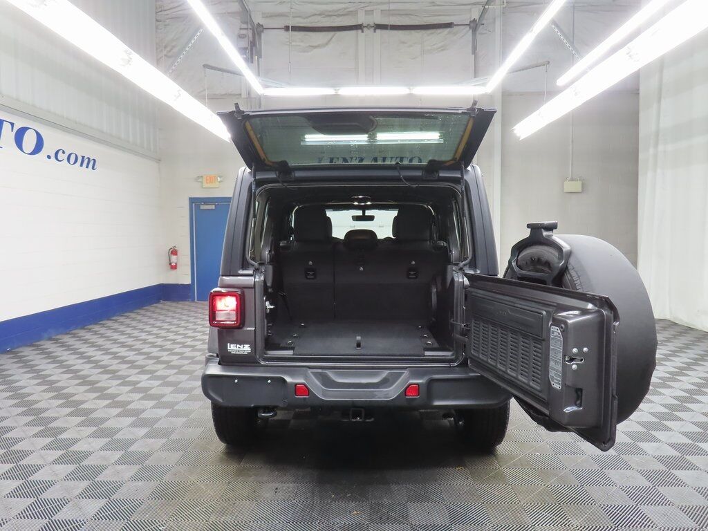 2023 Jeep Wrangler 4x4 Unlimited Sahara Fond du Lac WI 2023 Jeep Wrangler 4x4 Unlimited Sahara Fond du Lac WI