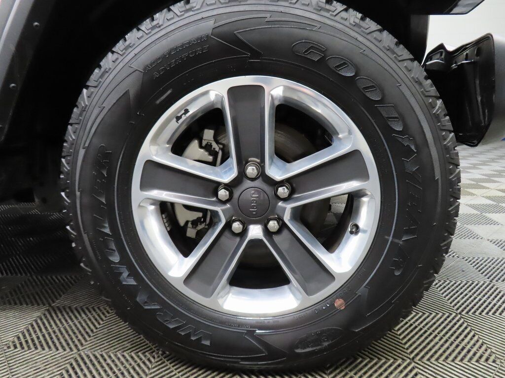 2023 Jeep Wrangler 4x4 Unlimited Sahara Fond du Lac WI 2023 Jeep Wrangler 4x4 Unlimited Sahara Fond du Lac WI