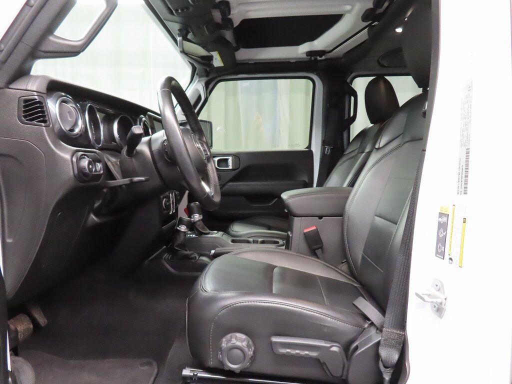 2023 Jeep Wrangler 4x4 Unlimited Sahara Fond du Lac WI 2023 Jeep Wrangler 4x4 Unlimited Sahara Fond du Lac WI