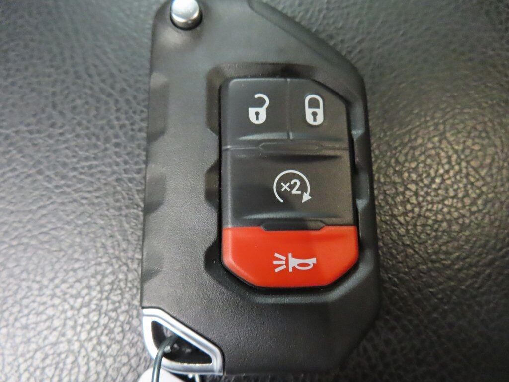 2023 Jeep Wrangler 4x4 Unlimited Sahara Fond du Lac WI 2023 Jeep Wrangler 4x4 Unlimited Sahara Fond du Lac WI