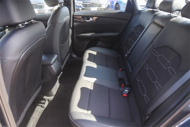 2023 Kia Forte GT-Line Glendale CA 2023 Kia Forte GT-Line Glendale CA