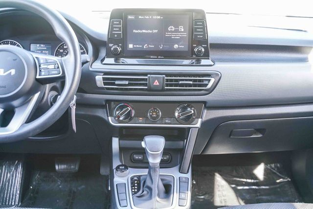 2023 Kia Seltos LX Moreno Valley CA 2023 Kia Seltos LX Moreno Valley CA