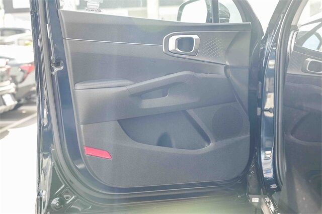 2023 Kia Sorento Hybrid EX Huntington Beach CA 2023 Kia Sorento Hybrid EX Huntington Beach CA