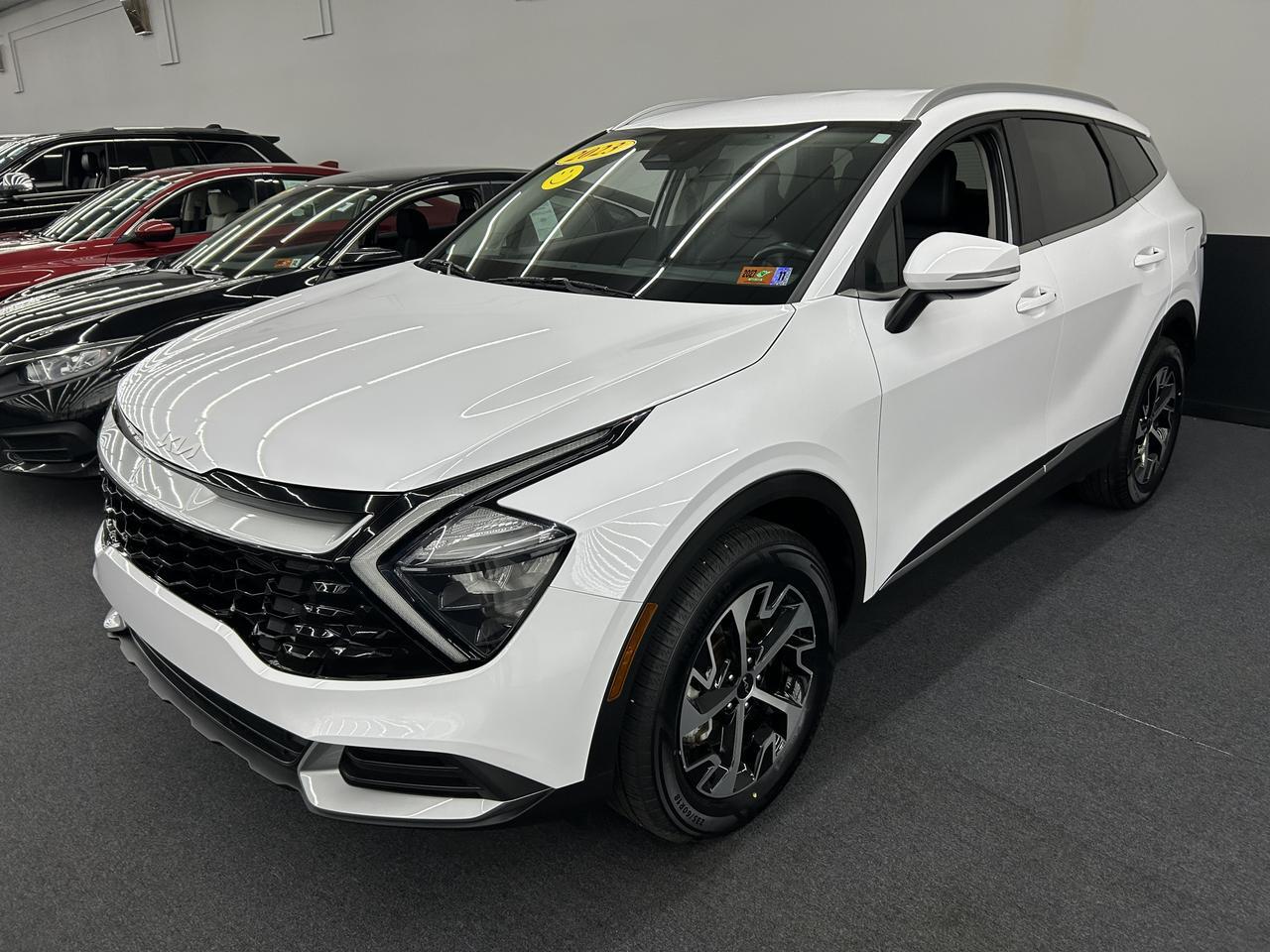 2023 Kia Sportage EX's photo