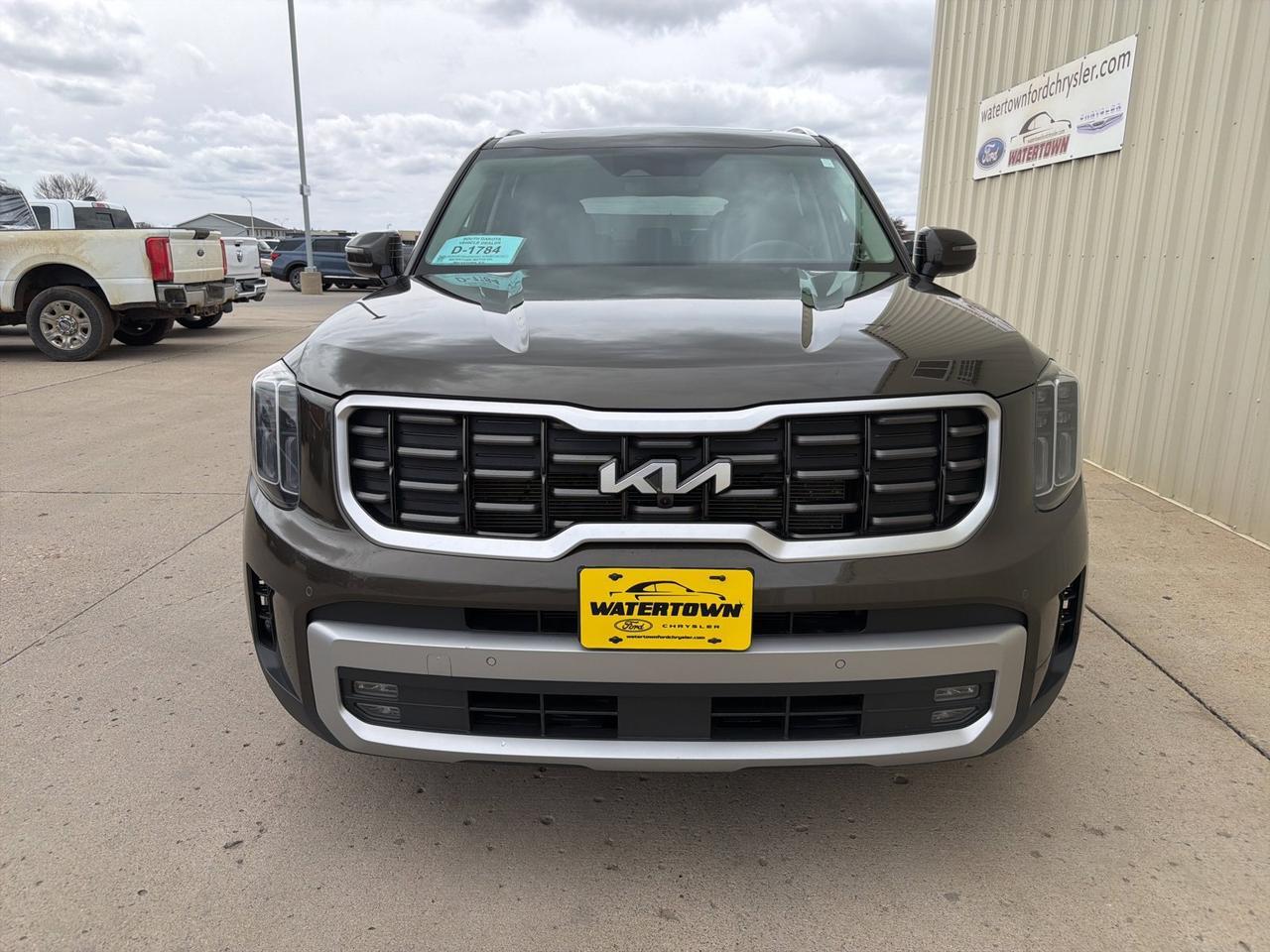 2023 Kia Telluride SX Watertown SD 2023 Kia Telluride SX Watertown SD