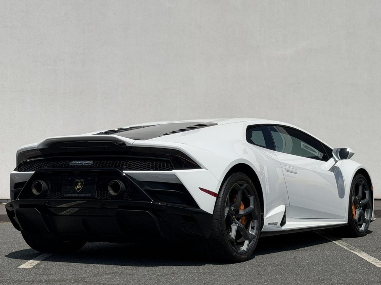 2023 Lamborghini Huracan EVO RWD Coupe Brentwood TN 2023 Lamborghini Huracan EVO RWD Coupe Brentwood TN