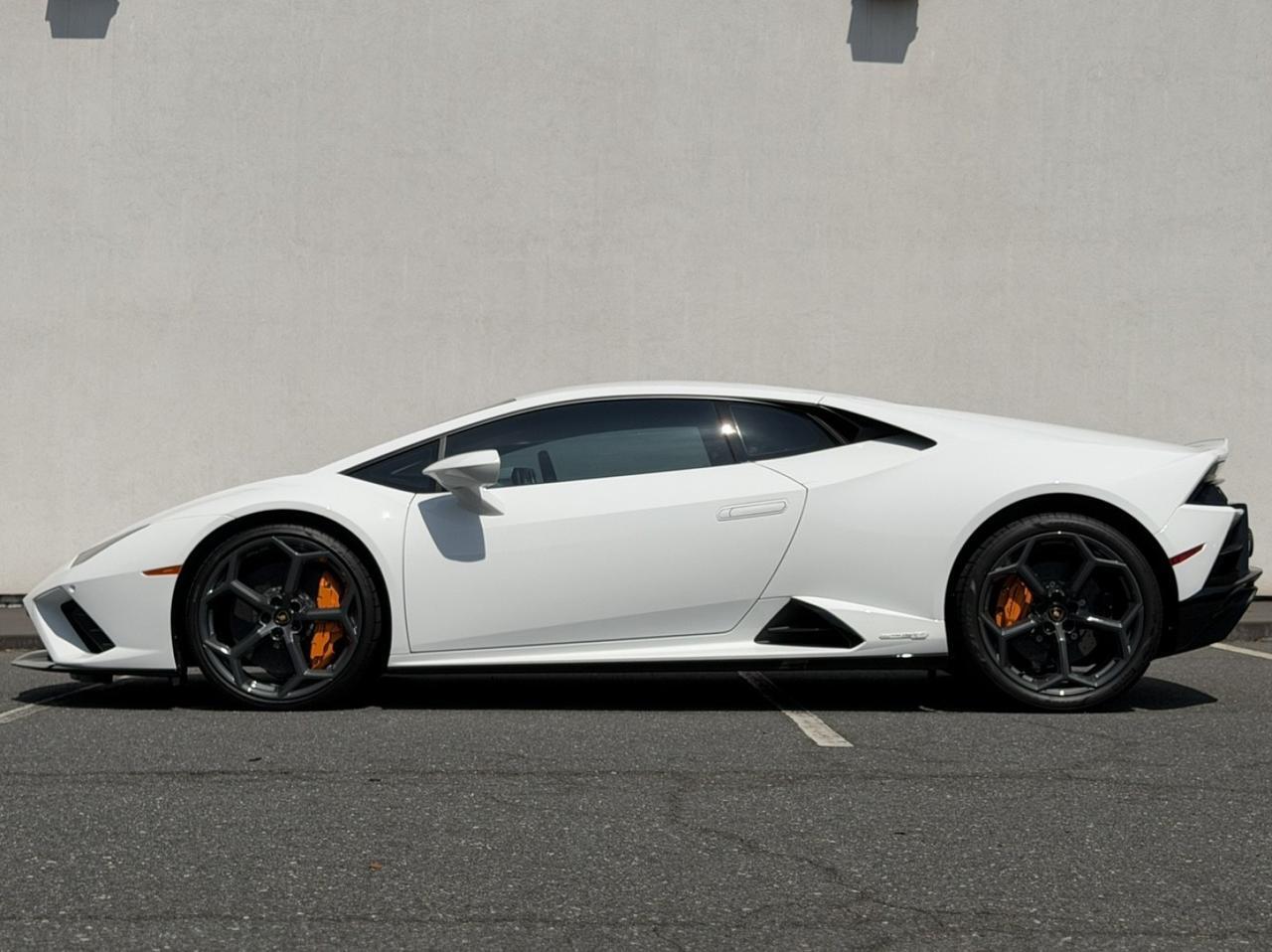 2023 Lamborghini Huracan EVO RWD Coupe Brentwood TN 2023 Lamborghini Huracan EVO RWD Coupe Brentwood TN