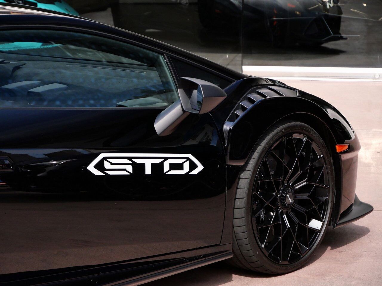 2023 Lamborghini Huracan STO Base Base Lawrence KS
