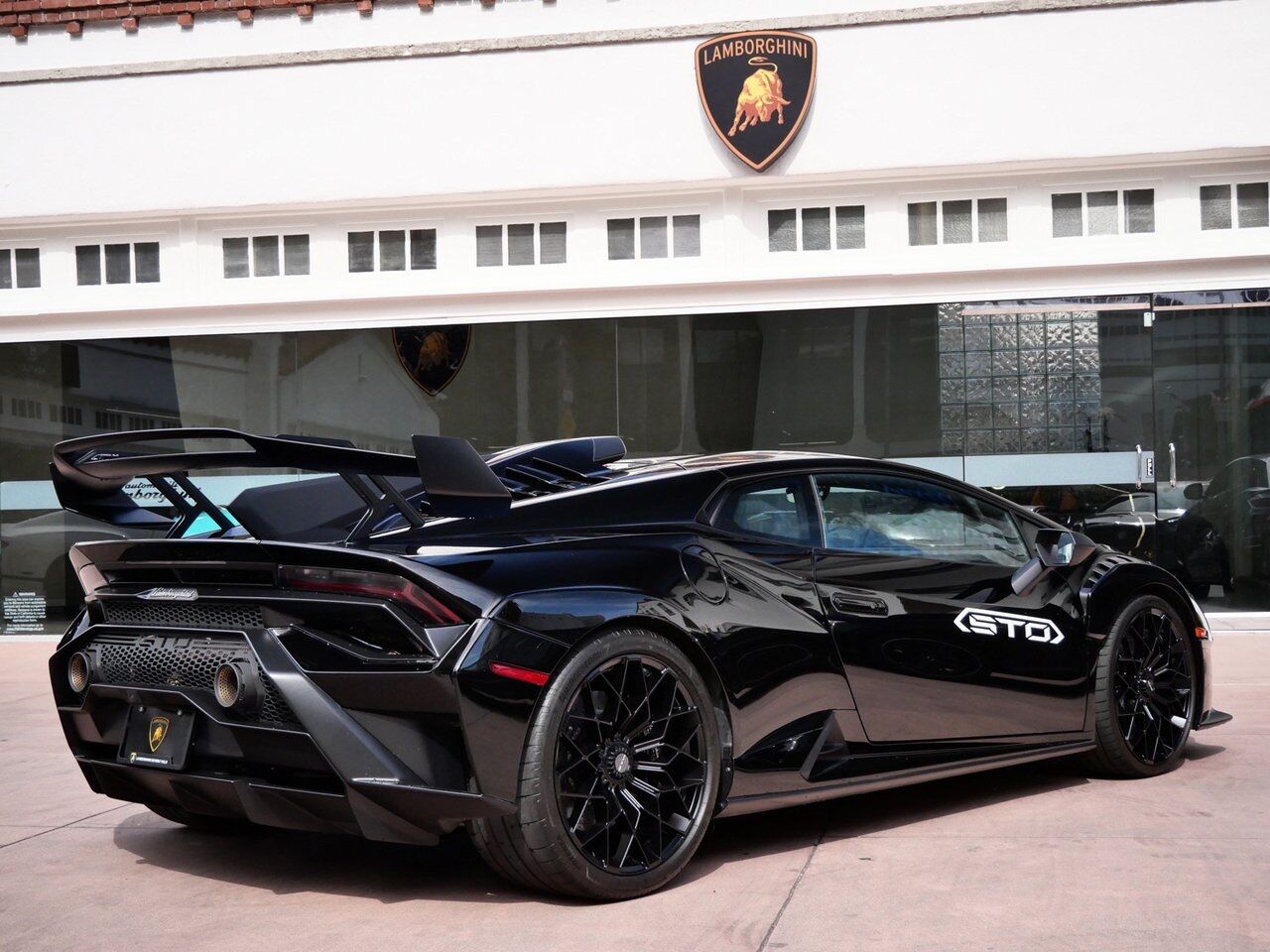 2023 Lamborghini Huracan STO Base Base Lawrence KS