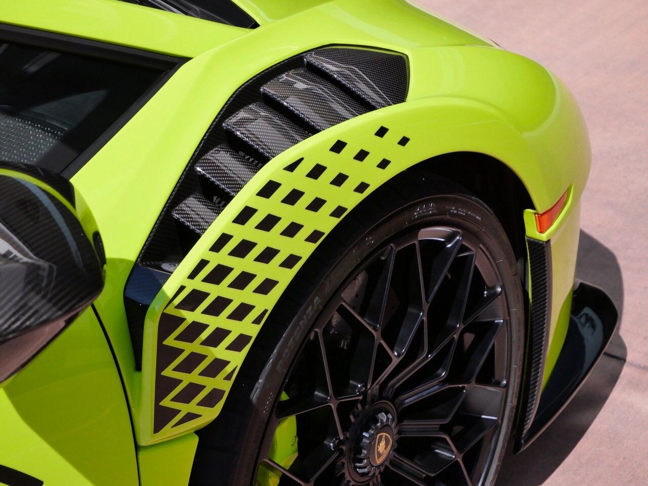 2023 Lamborghini Huracan STO Base Base Lawrence KS