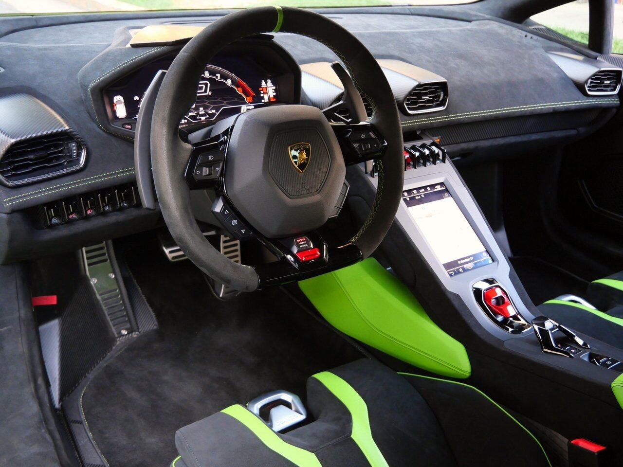 2023 Lamborghini Huracan STO Base Base Lawrence KS