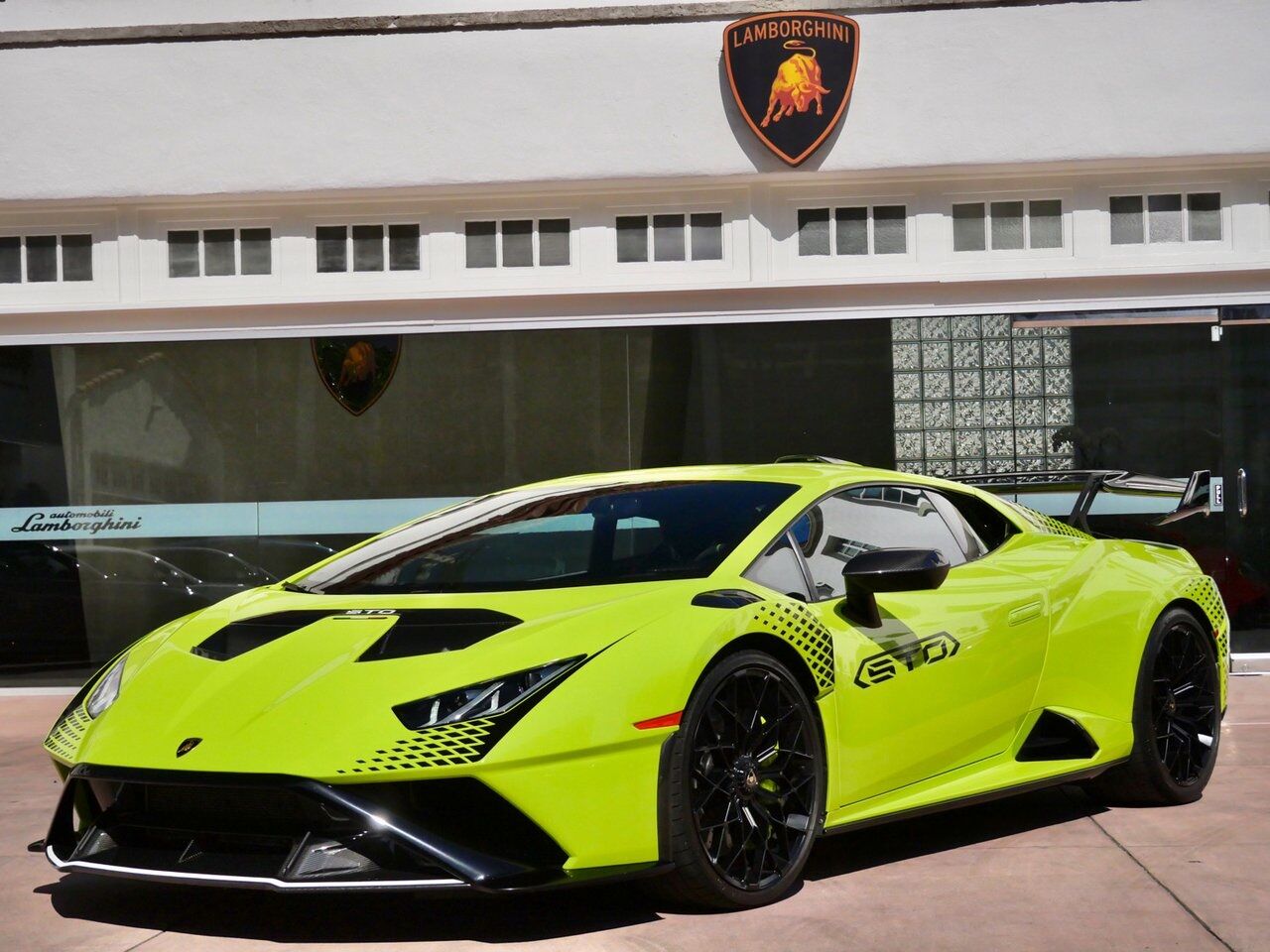 2023 Lamborghini Huracan STO Base Base Lawrence KS