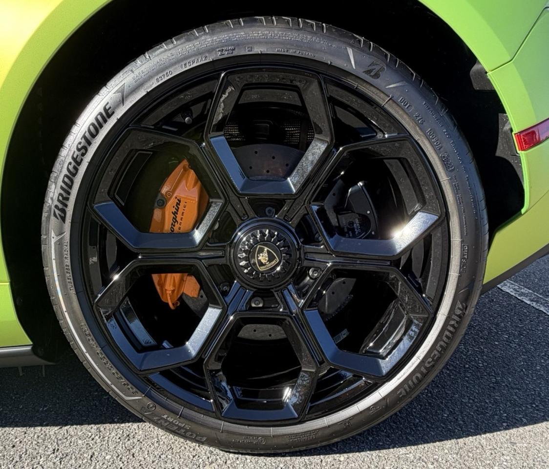 2023 Lamborghini Huracan Tecnica Charlotte NC 2023 Lamborghini Huracan Tecnica Charlotte NC