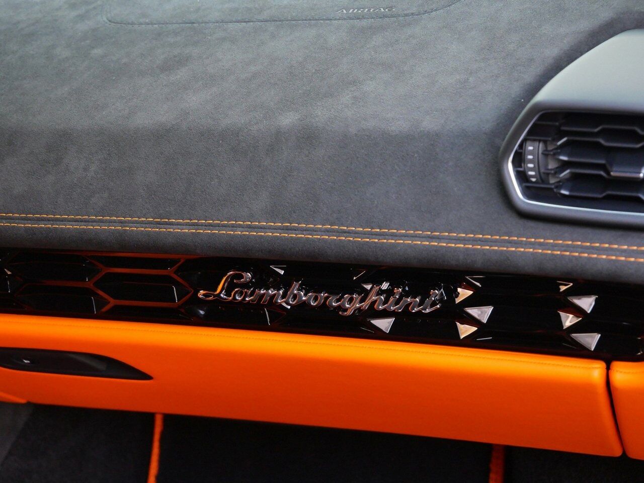 2023 Lamborghini Huracan Tecnica Base Base Lawrence KS