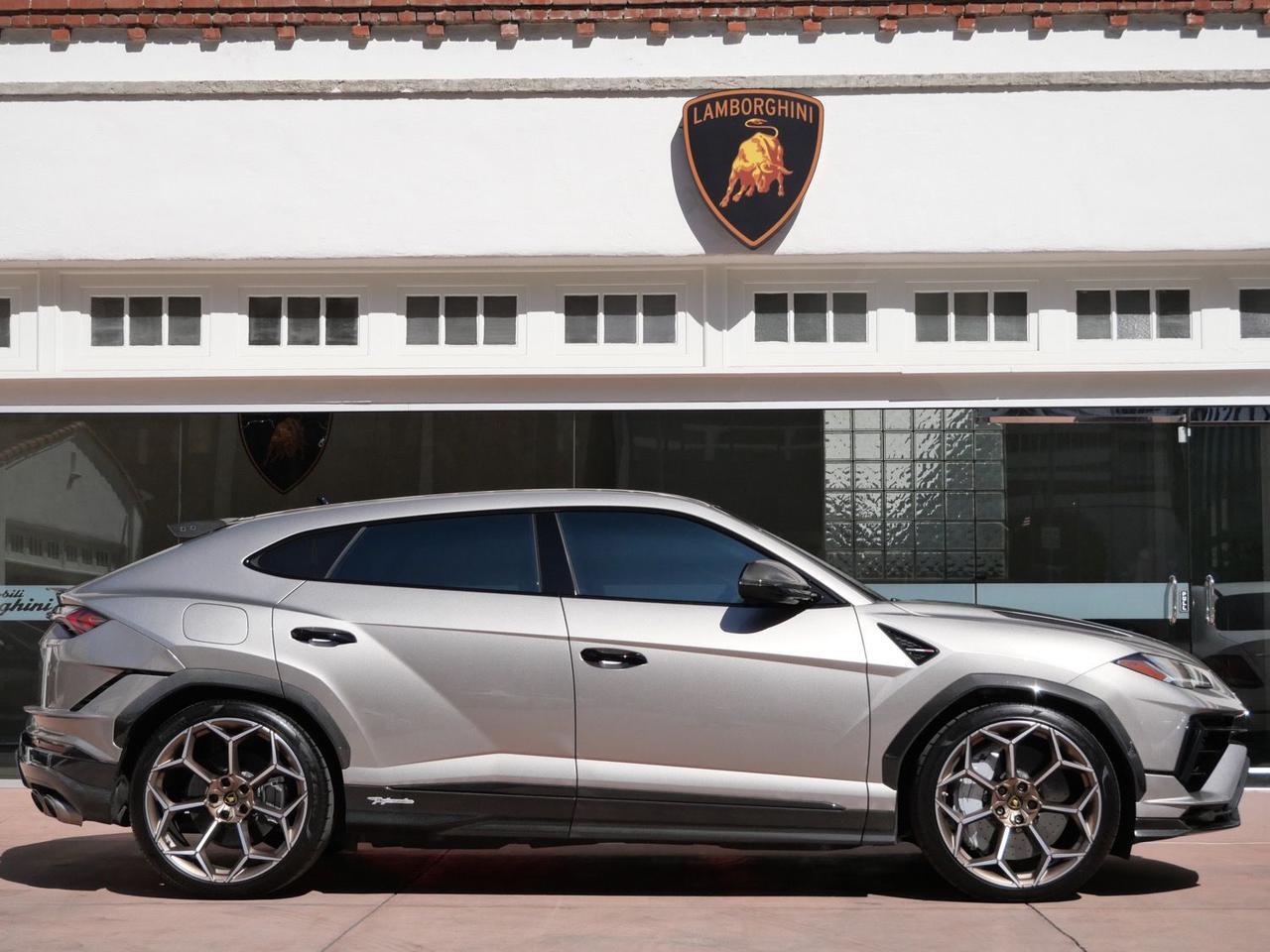 2023 Lamborghini Urus Performante Performante